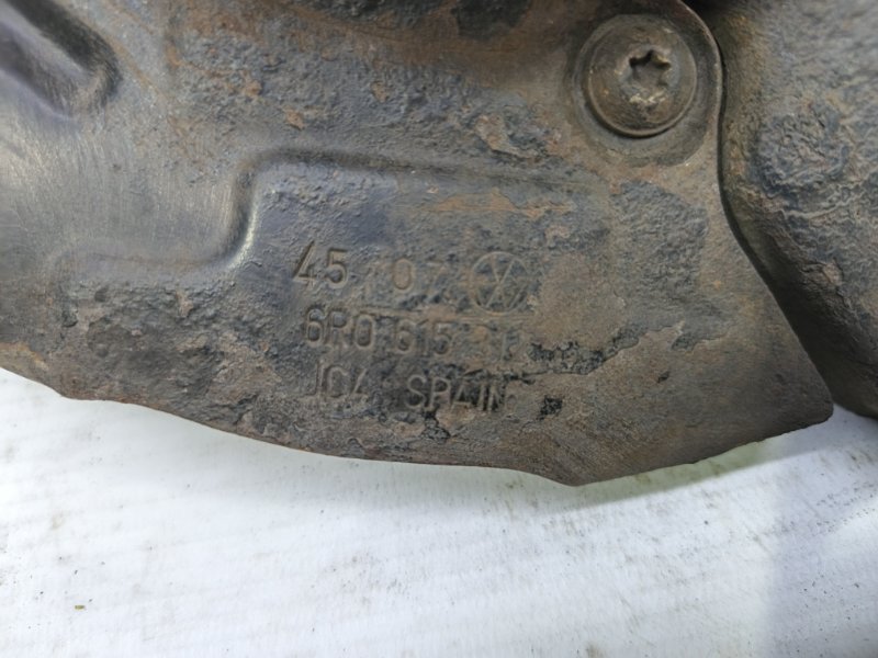 Кулак поворотный Skoda Fabia 2008