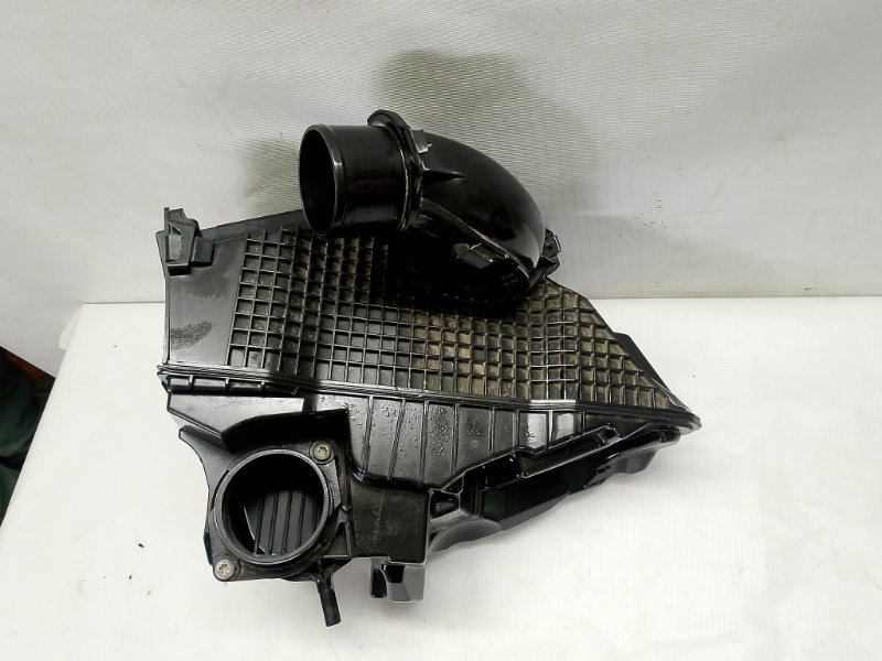 Корпус воздушного фильтра Lada Xray 2021