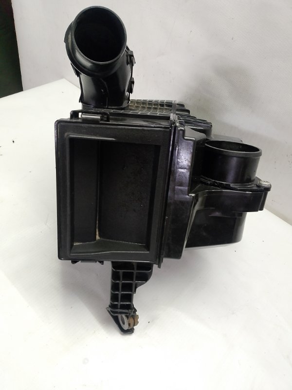 Корпус воздушного фильтра Lada Xray 2021