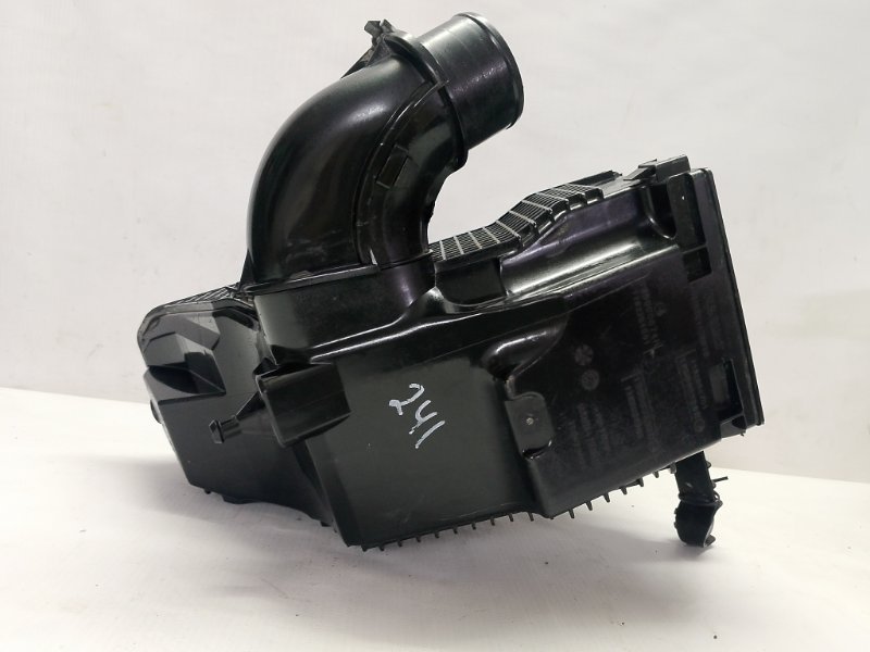 Корпус воздушного фильтра Lada Xray 2021