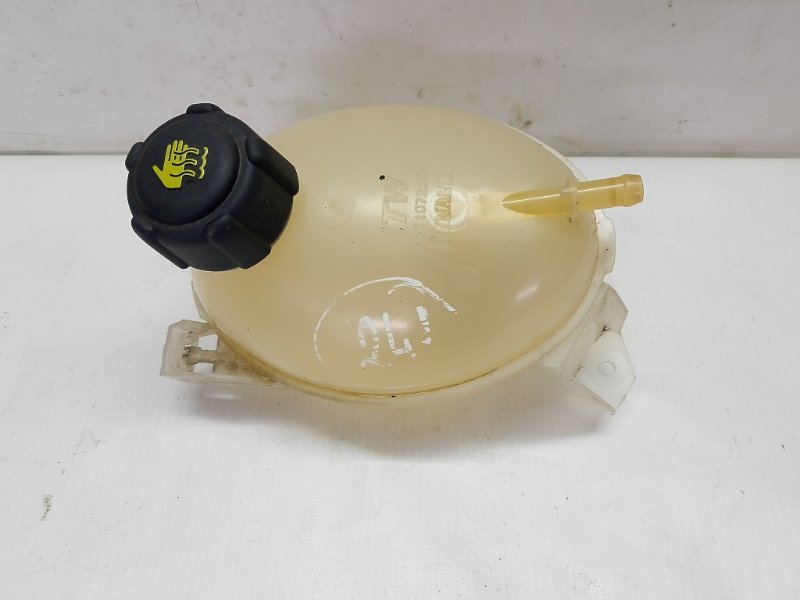 Бачок расширительный Lada Xray 2021