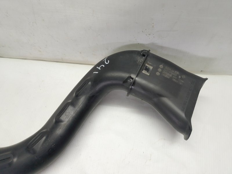 Воздухозаборник Lada Xray 2021