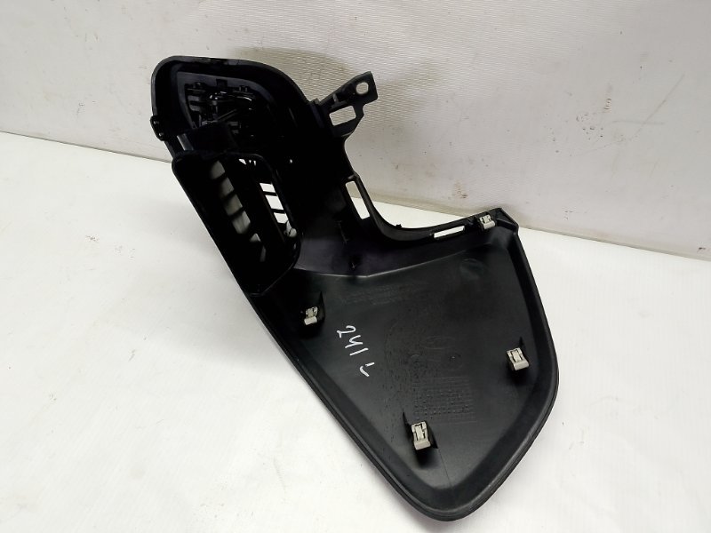 Дефлектор воздушный Lada Xray 2021