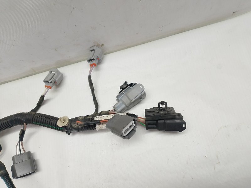 Проводка топливных форсунок Lada Xray 2021