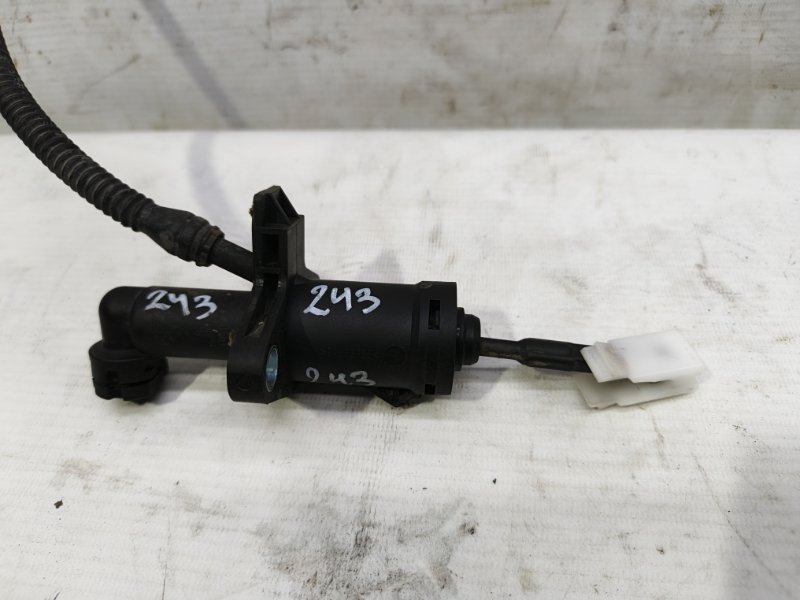 Цилиндр сцепления главный Skoda Fabia 2008