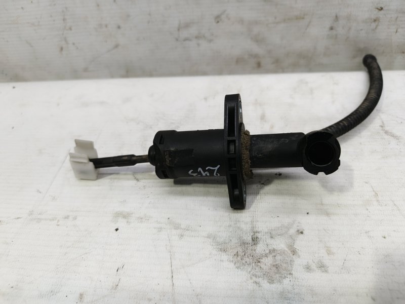 Цилиндр сцепления главный Skoda Fabia 2008