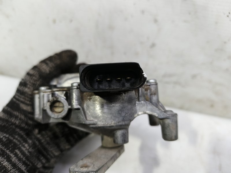 Моторчик дворников Skoda Fabia 2008