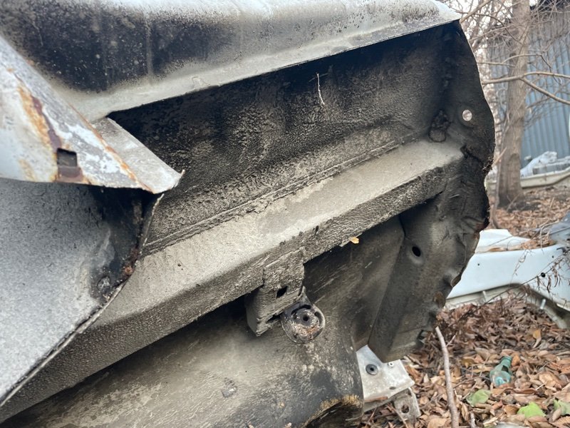 Крыло lada Granta