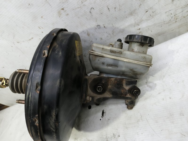 Вакуумный усилитель Nissan Primera 1990