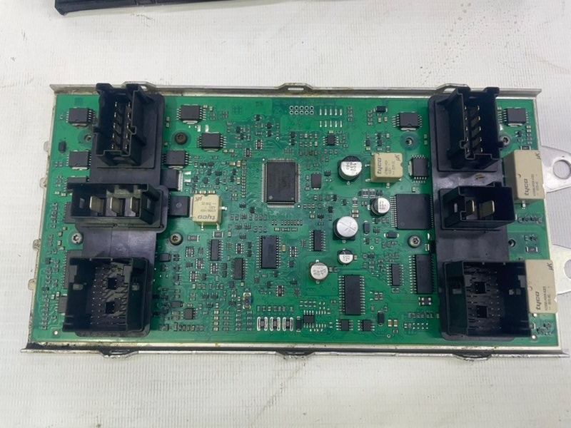 Блок Sam Mercedes-Benz ML 2006 W 164