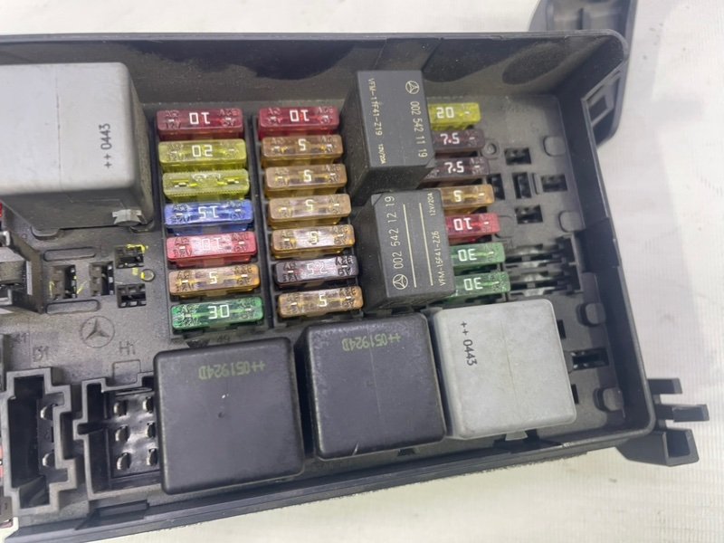 Блок предохранителей Mercedes-Benz ML 2006 W 164