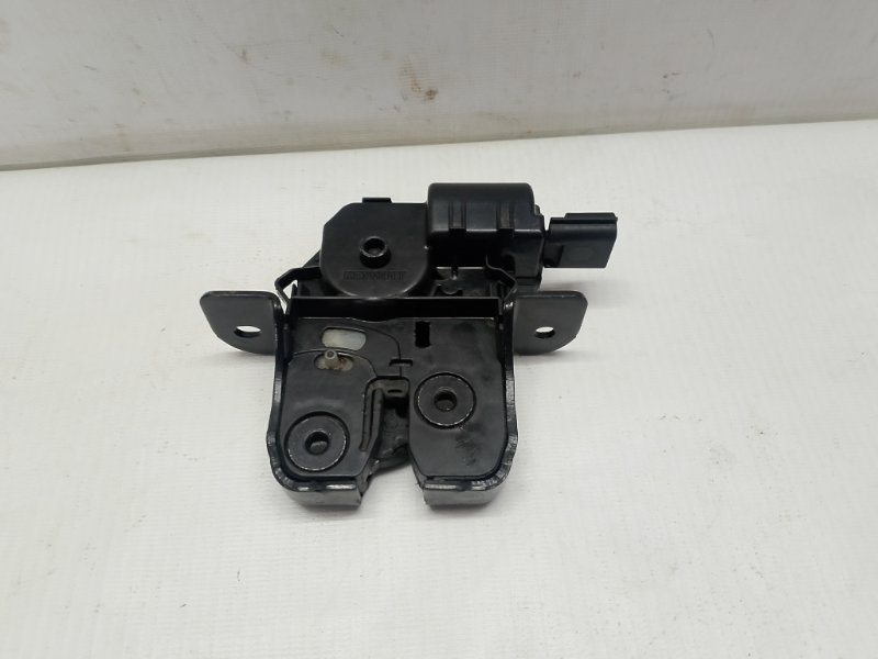 Замок багажника Lada Xray 2021