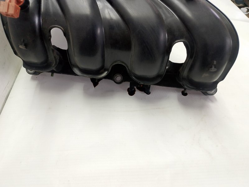 Впускной коллектор Lada Xray 2021