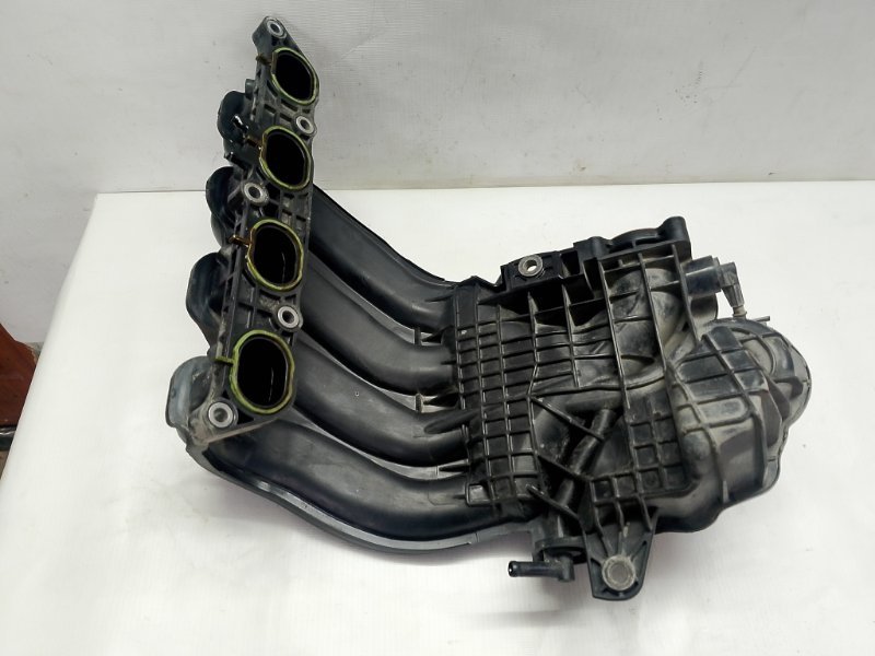 Впускной коллектор Lada Xray 2021