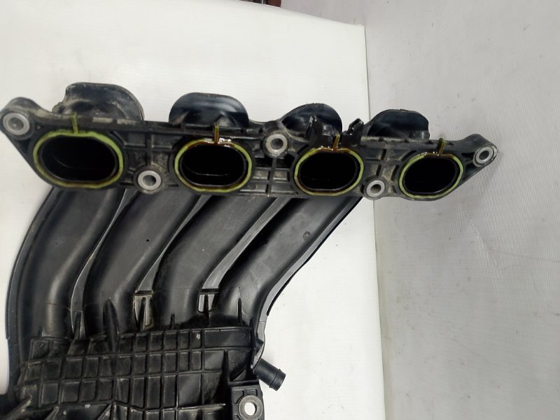 Впускной коллектор Lada Xray 2021