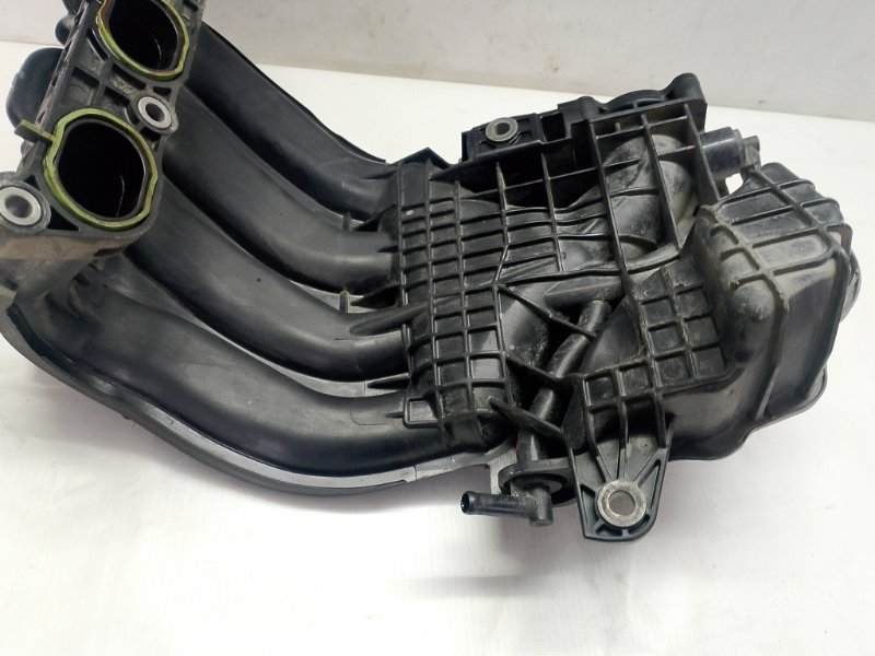 Впускной коллектор Lada Xray 2021