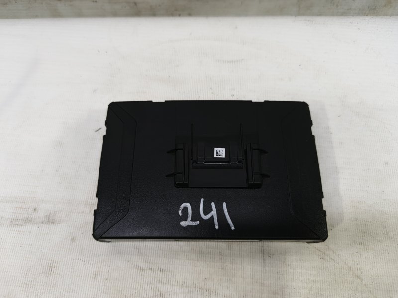 Блок глонас Lada Xray 2021