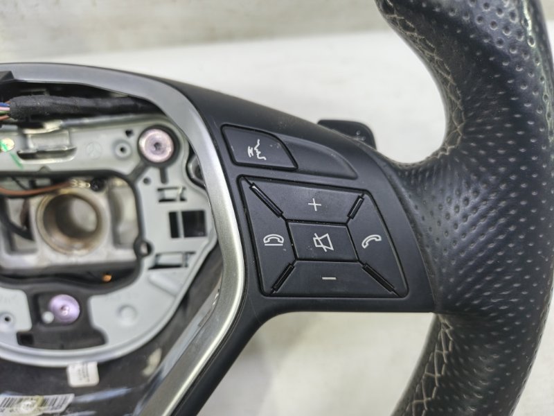 Кнопки руля Mercedes CLA - Class 2015 CLA 180