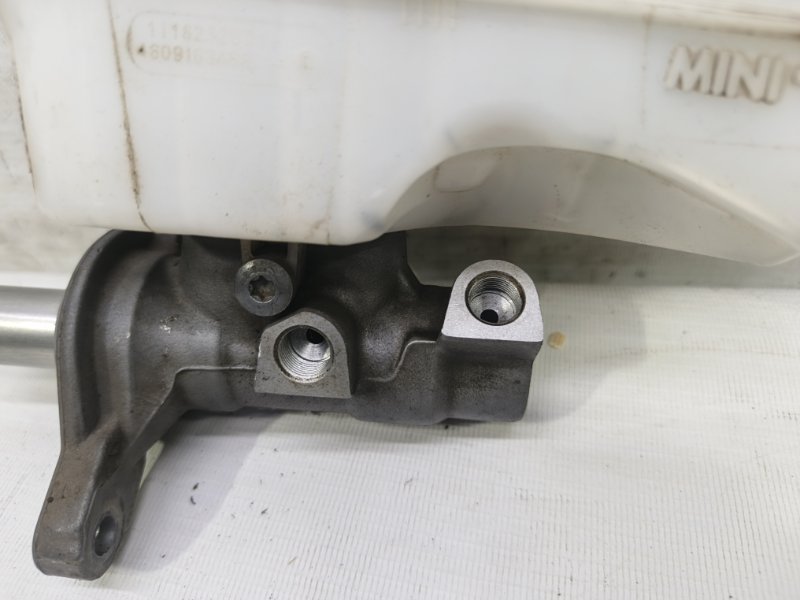 Главный тормозной цилиндр Lada Xray 2021