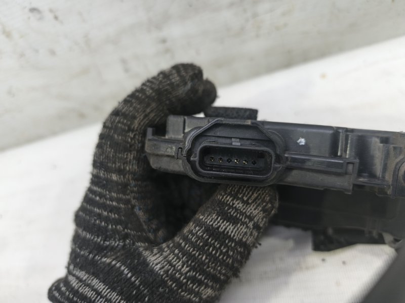 Замок двери Lada Xray 2021