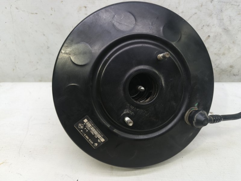 Вакуумный усилитель Lada Xray 2021