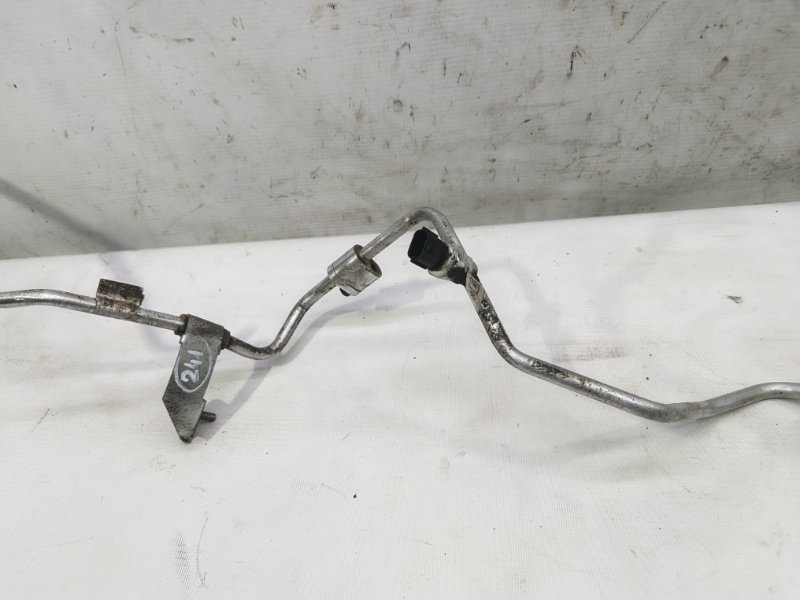 Трубка кондиционера Lada Xray 2021