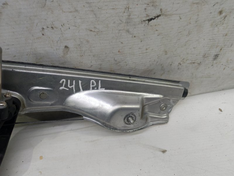 Стеклоподъемник электрический Lada Xray 2021