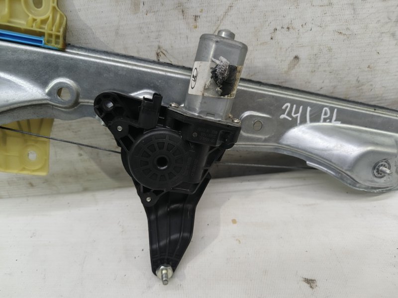 Стеклоподъемник электрический Lada Xray 2021