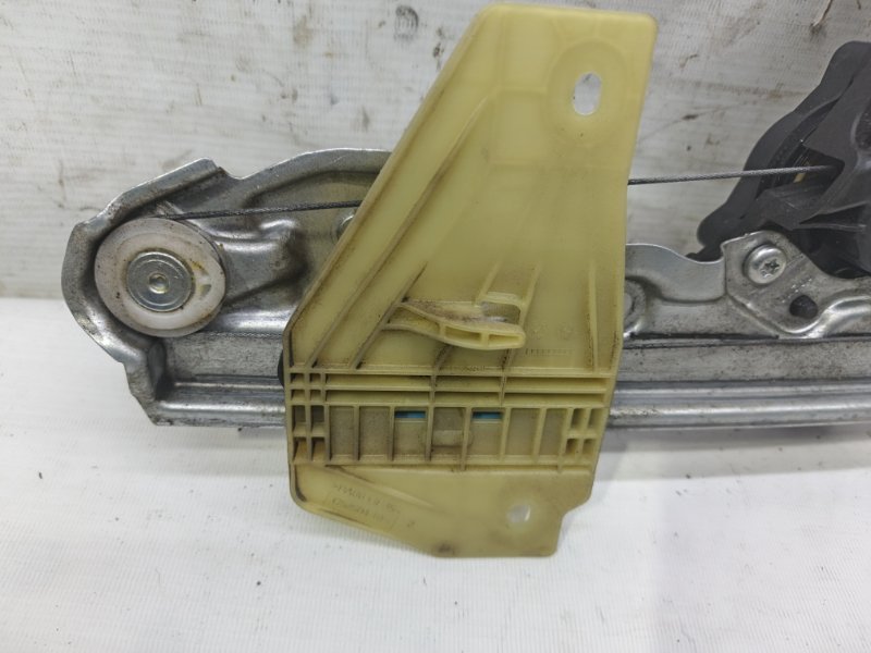 Стеклоподъемник электрический Lada Xray 2021