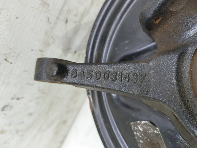 Кулак поворотный Lada Xray 2021