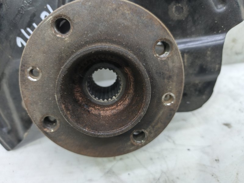 Кулак поворотный Lada Xray 2021