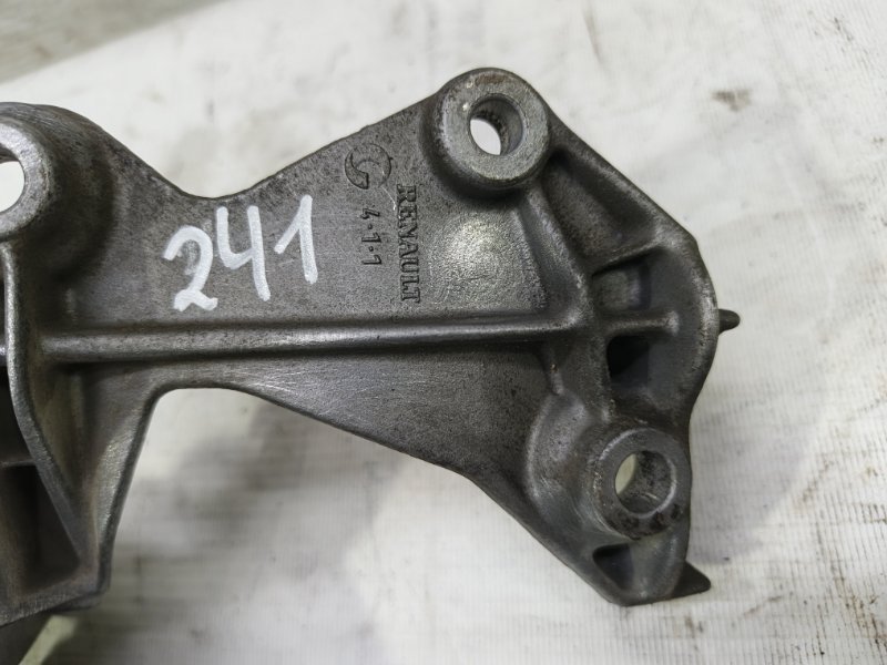 Кронштейн генератора Lada Xray 2021