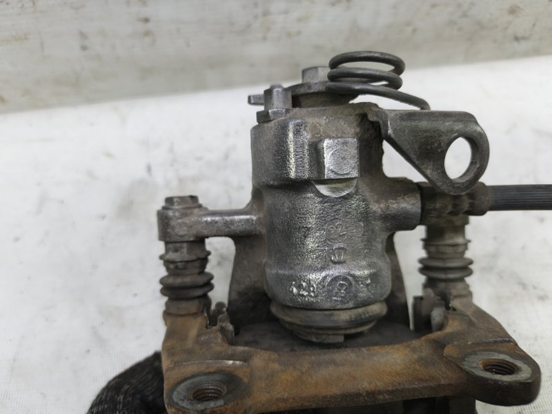 Суппорт Lada Xray 2021