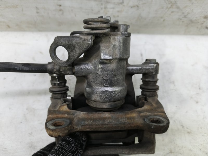 Суппорт Lada Xray 2021