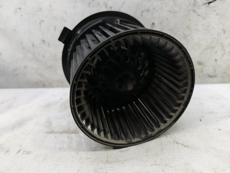 Моторчик печки Lada Xray 2021