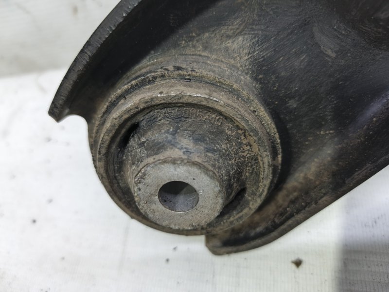 Рычаг Lada Xray 2021