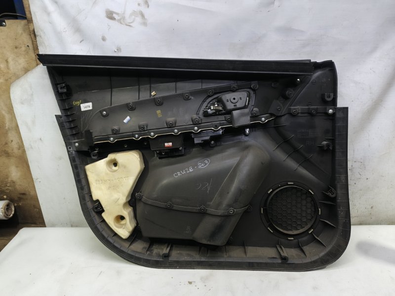 Обшивка двери Chevrolet Cruze 2013