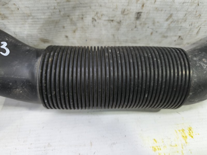 Патрубок воздушного фильтра Skoda Fabia 2008