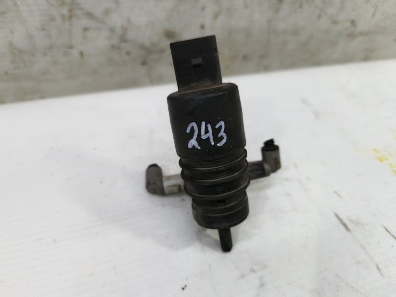 Насос омывателя Skoda Fabia 2008