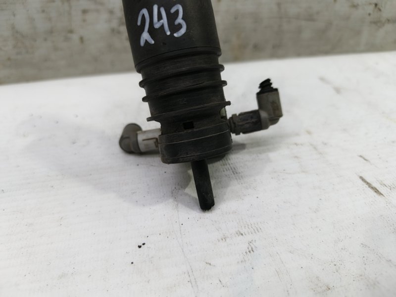 Насос омывателя Skoda Fabia 2008