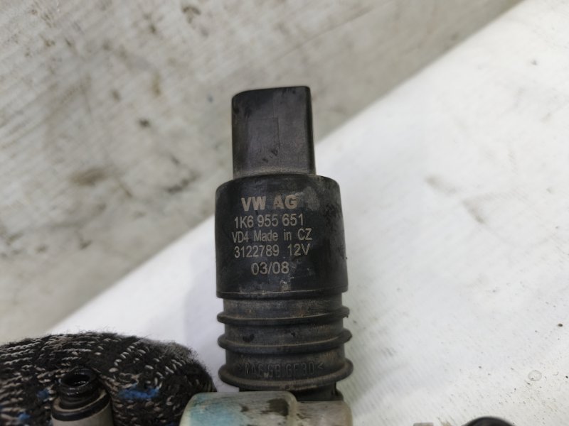 Насос омывателя Skoda Fabia 2008