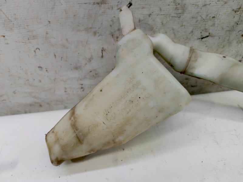 Бачок омывателя Skoda Fabia 2008