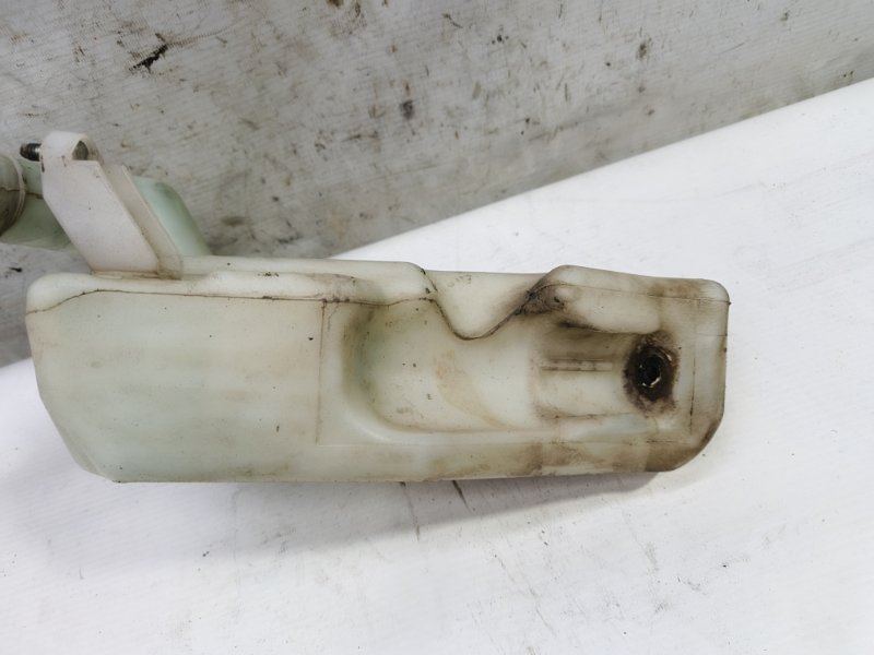 Бачок омывателя Skoda Fabia 2008