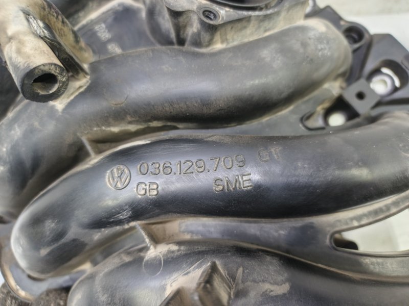 Впускной коллектор Skoda Fabia 2008