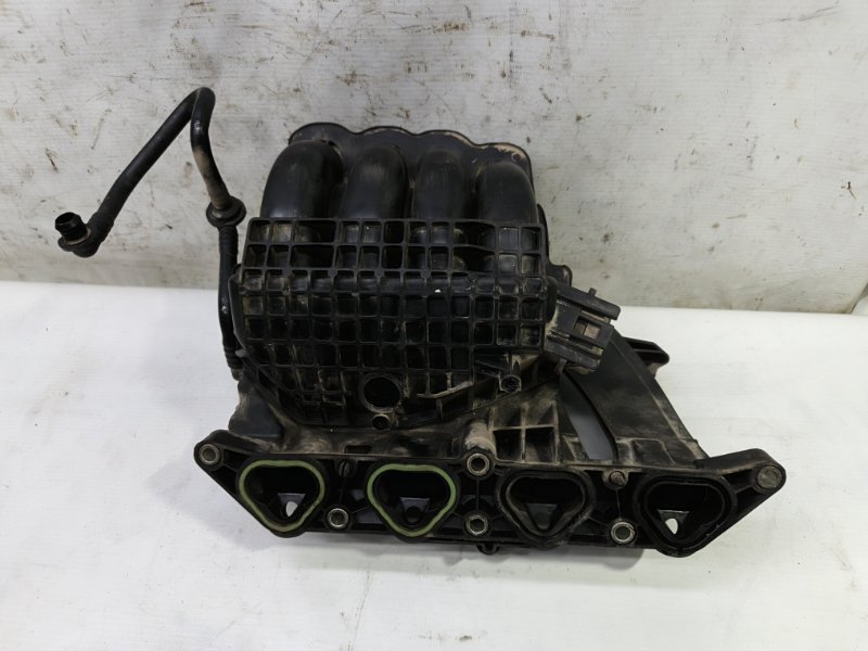 Впускной коллектор Skoda Fabia 2008