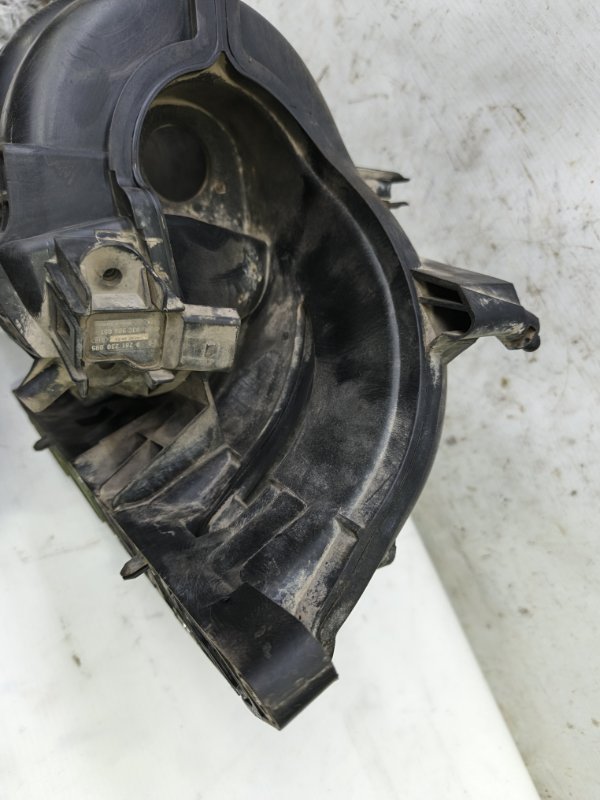 Впускной коллектор Skoda Fabia 2008