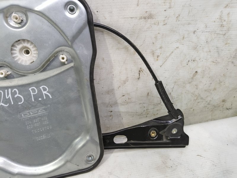 Стеклоподъемник электрический Skoda Fabia 2008