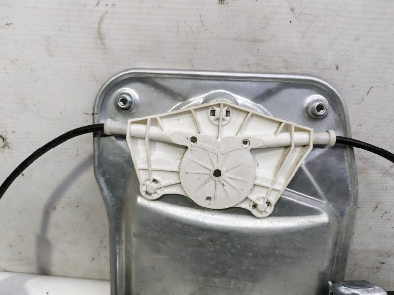 Стеклоподъемник электрический Skoda Fabia 2008