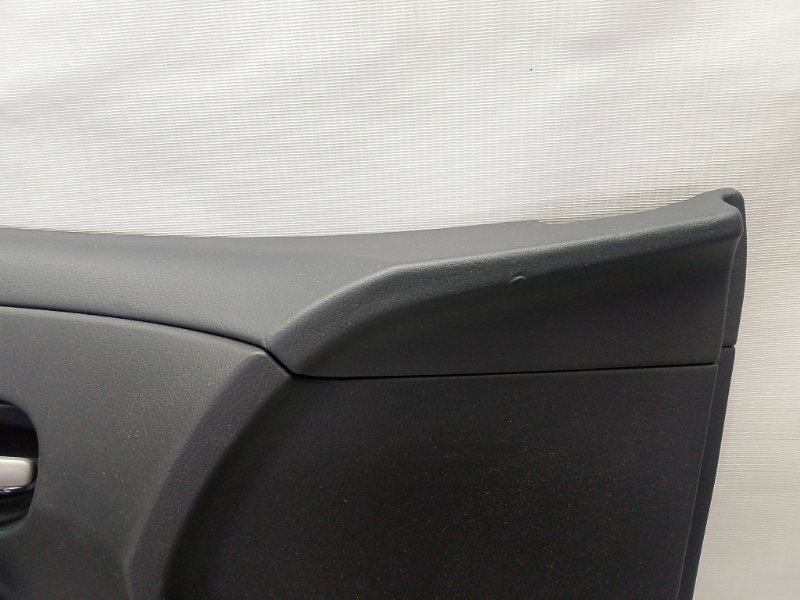 Обшивка двери Toyota Corolla 2008 ZRE152R
