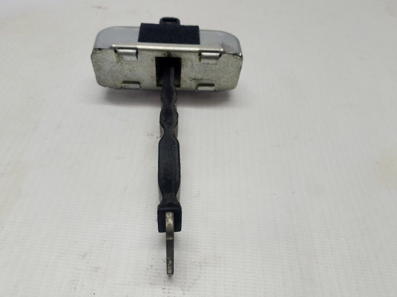 Ограничитель двери Toyota Corolla 2008 ZRE152R